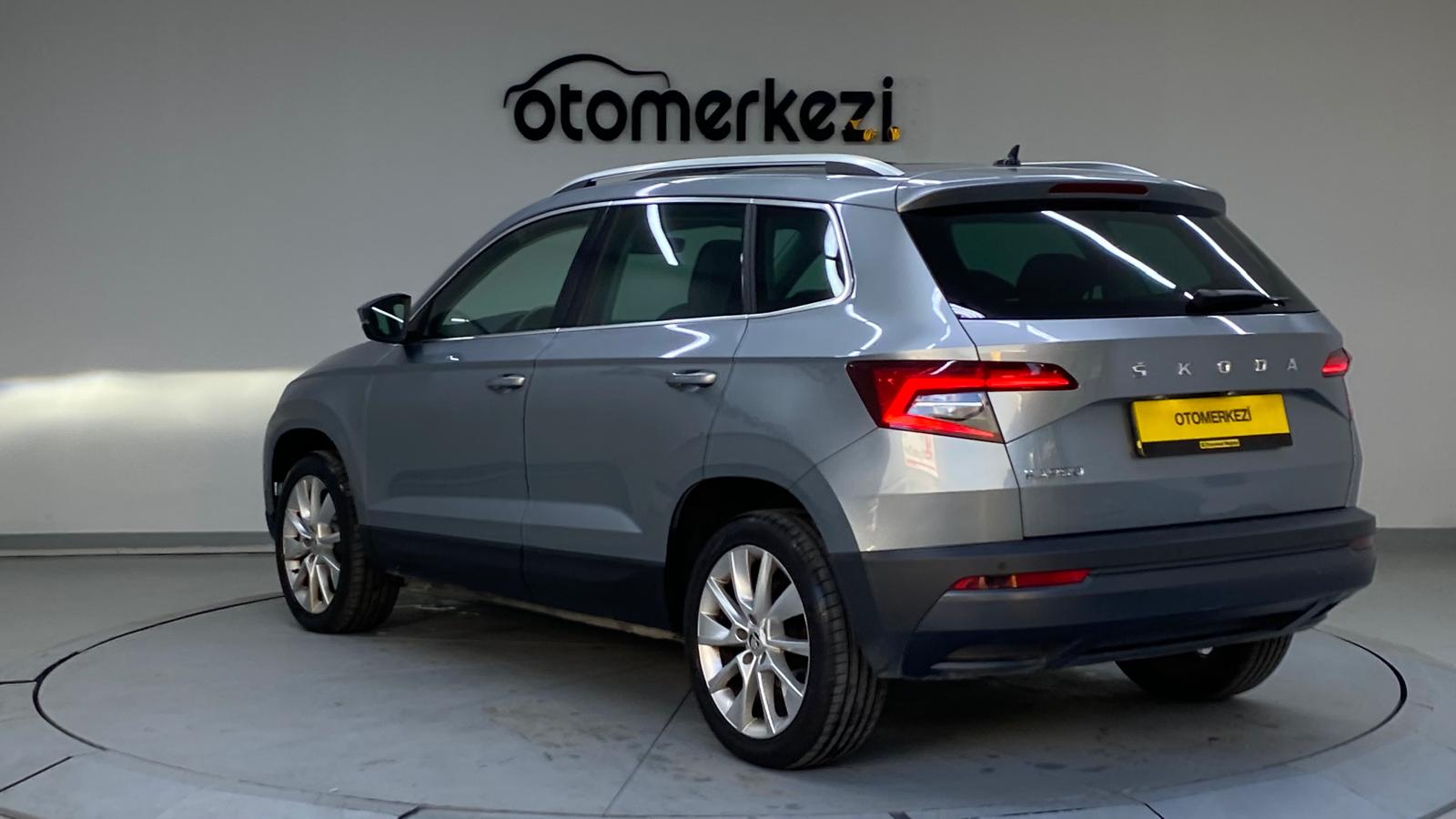 SKODA KAROQ 5